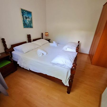 Apartments Silvana Trogir Exterior foto