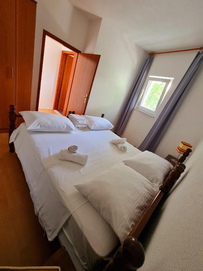 Apartments Silvana Trogir Exterior foto