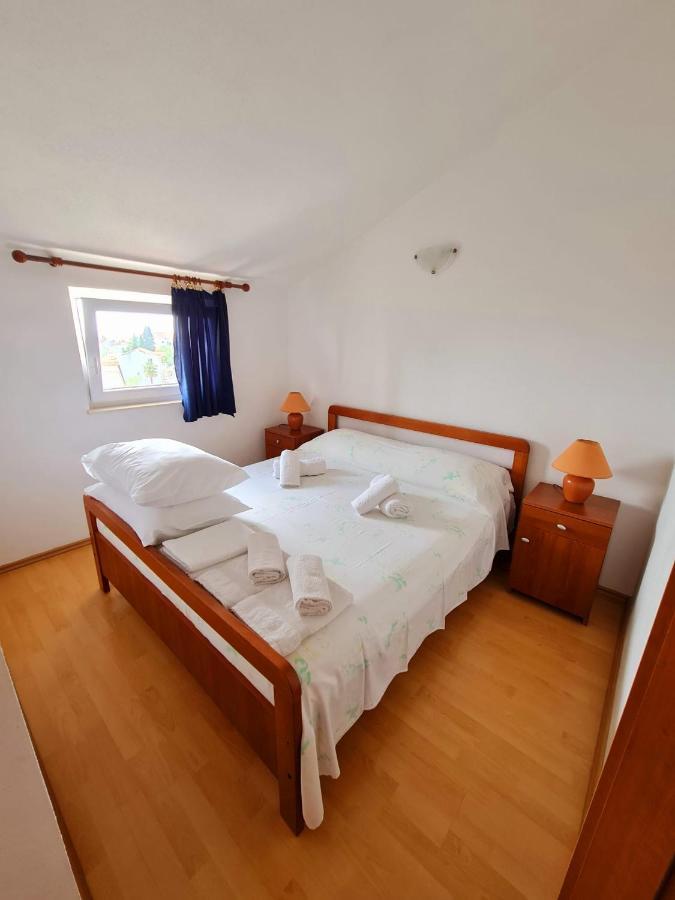 Apartments Silvana Trogir Exterior foto