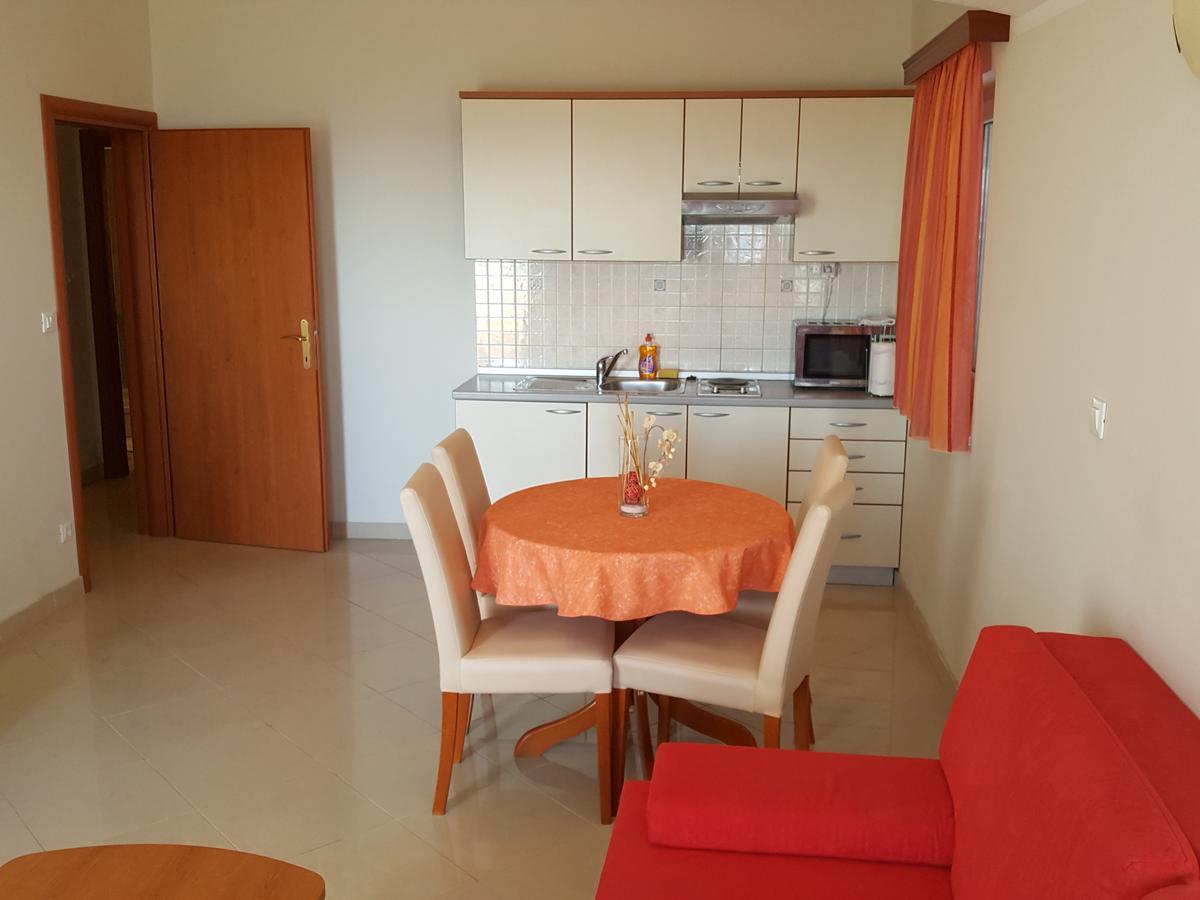 Apartments Silvana Trogir Exterior foto