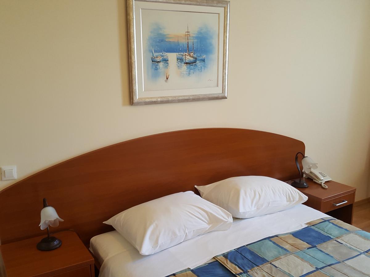 Apartments Silvana Trogir Exterior foto